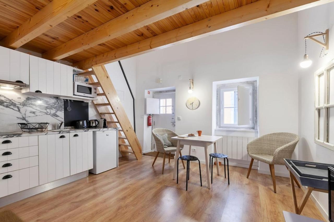 Classic Lisbon Homes: Bright & Central In Belem Kültér fotó