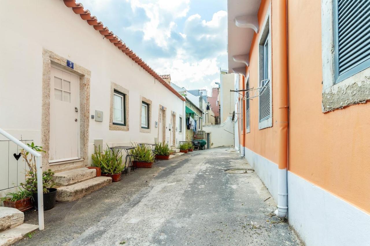 Classic Lisbon Homes: Bright & Central In Belem Kültér fotó