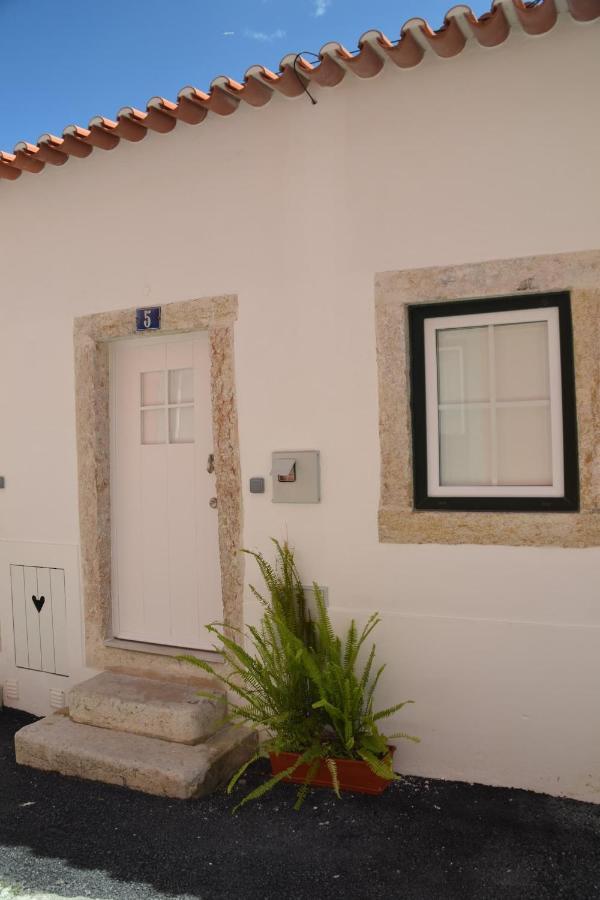 Classic Lisbon Homes: Bright & Central In Belem Kültér fotó